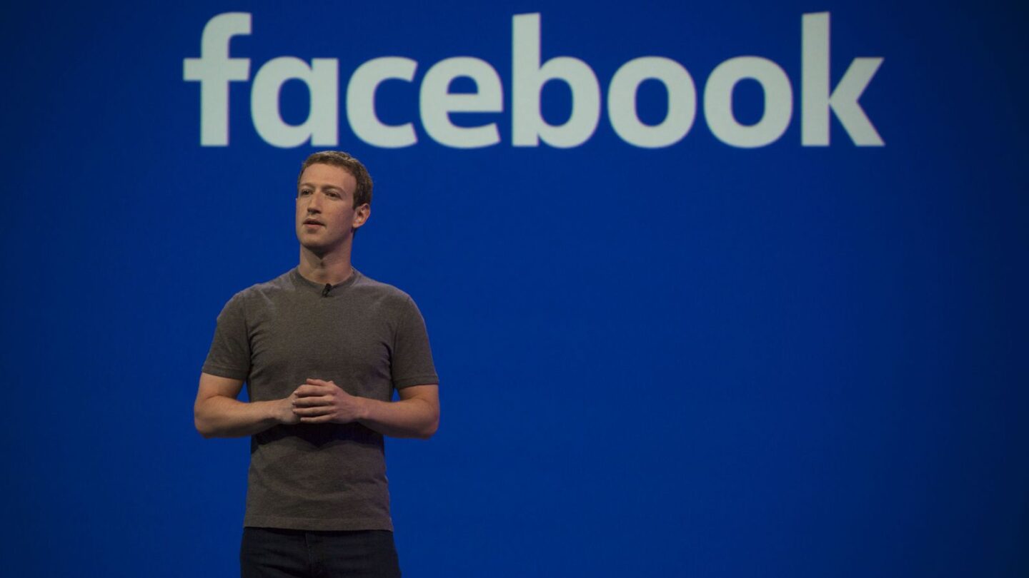 f8-facebook-mark-zuckerberg-0112 | México Ahora