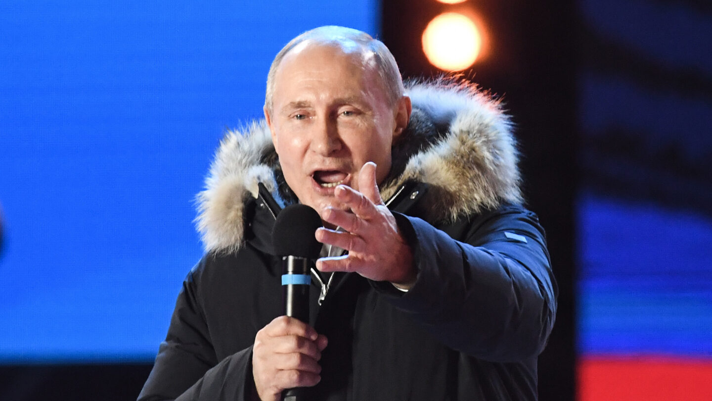 Vladimir Putin proclamó su victoria en las elecciones y volvió a rechazar las acusaciones por el ataque con gas nervioso a un ex espía ruso en el Reino Unido |
