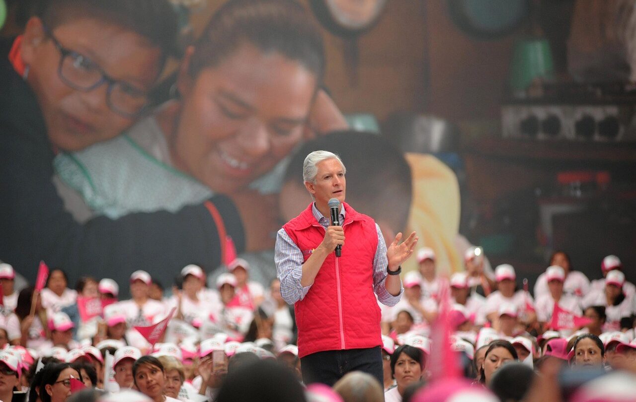 SALARIO ROSA RECONOCE ENTREGA Y DEDICACIÓN DE MUJERES POR SUS FAMILIAS ALFREDO DEL MAZO |