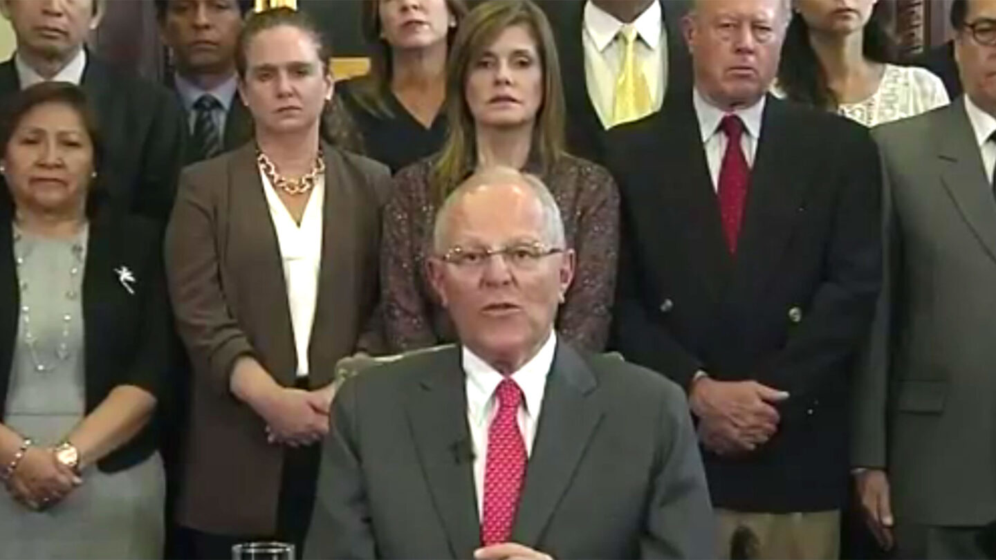 Kuczynski culpó a la oposición de su renuncia No quiero ser un escollo para la unidad de Perú |