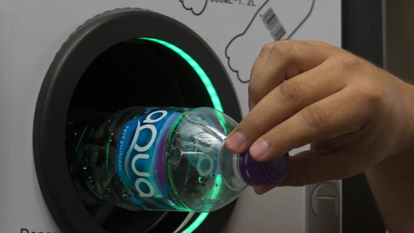 Cuida el ambiente y viaja gratis |