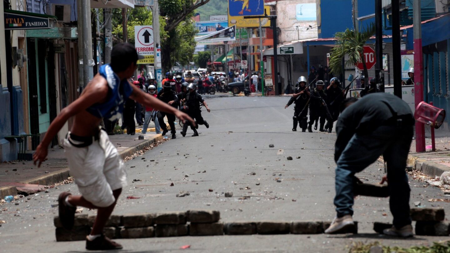 En otra jornada de represión en Nicaragua la Iglesia fijó la fecha de inicio para el diálogo con el régimen de Daniel Ortega |