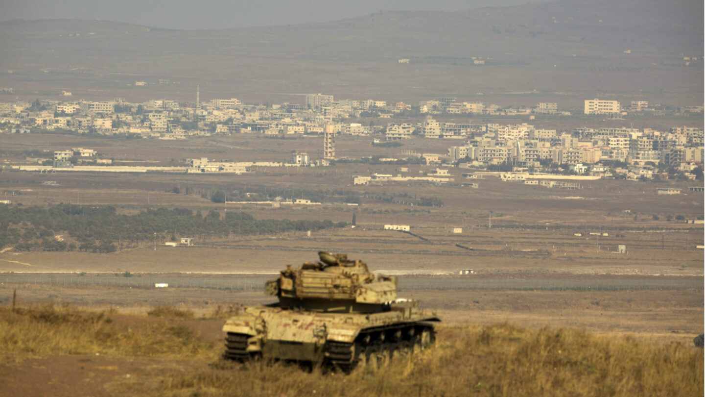 El régimen de Irán disparó 20 cohetes contra Israel desde Siria |