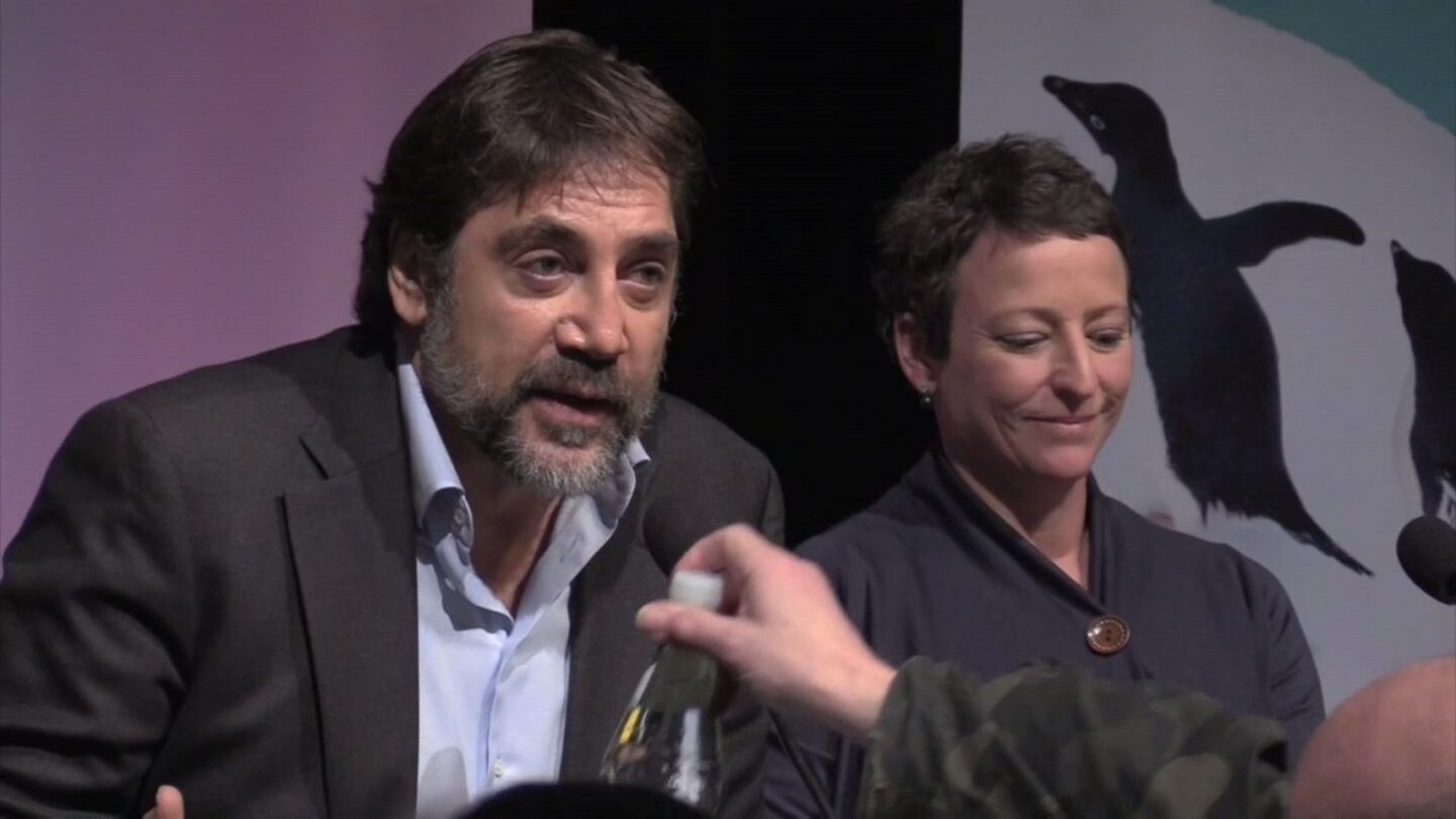 La aplaudida respuesta de Bardem a la machista pregunta de un periodista chileno de CQC |