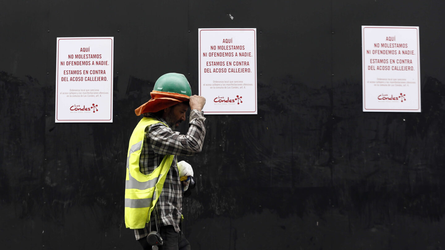 Ordenanza contra el acoso callejero partió en Las Condes |