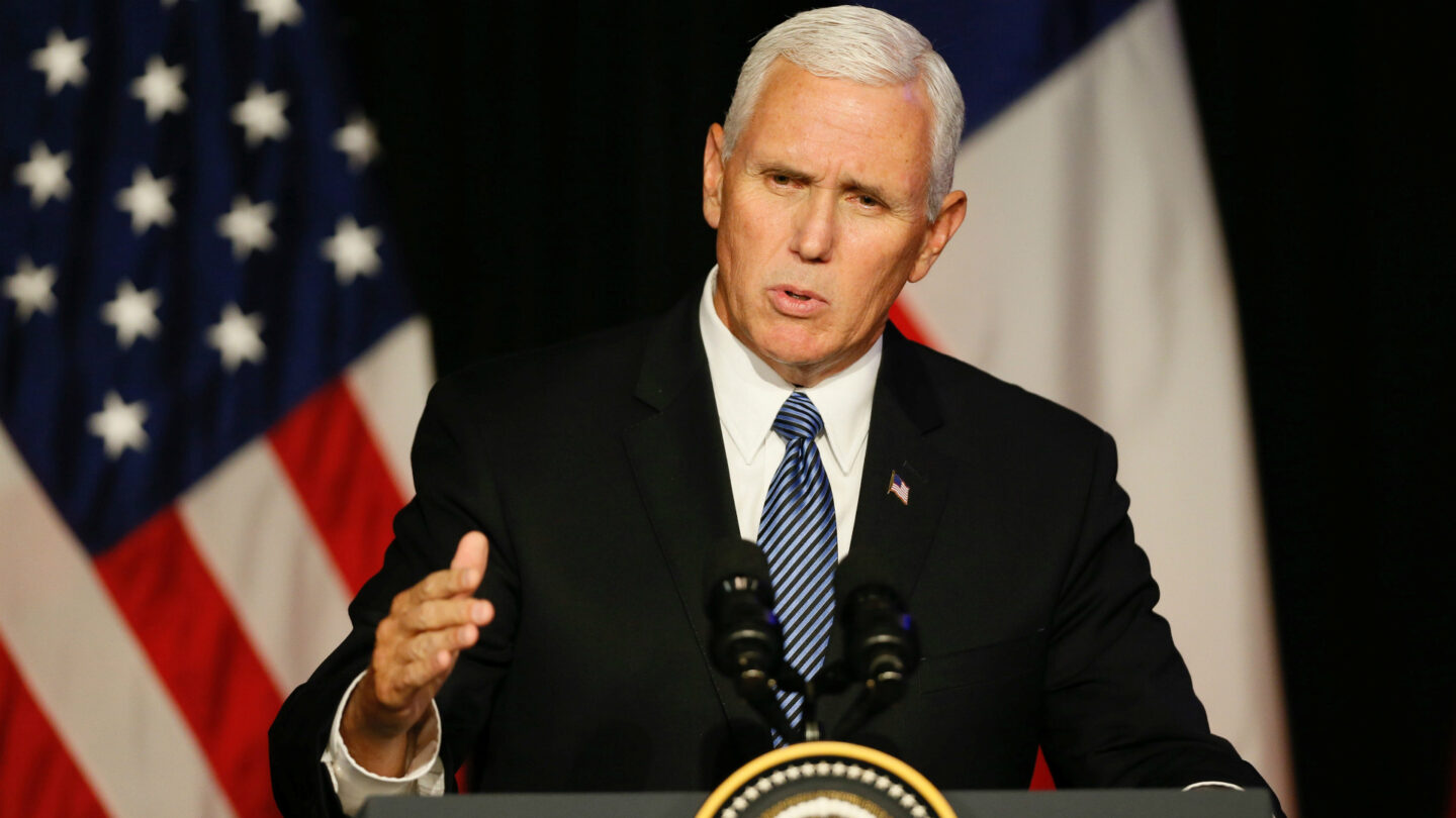 Mike Pence EEUU no se quedará de brazos cruzados mientras Venezuela se derrumba en dictadura y opresión |