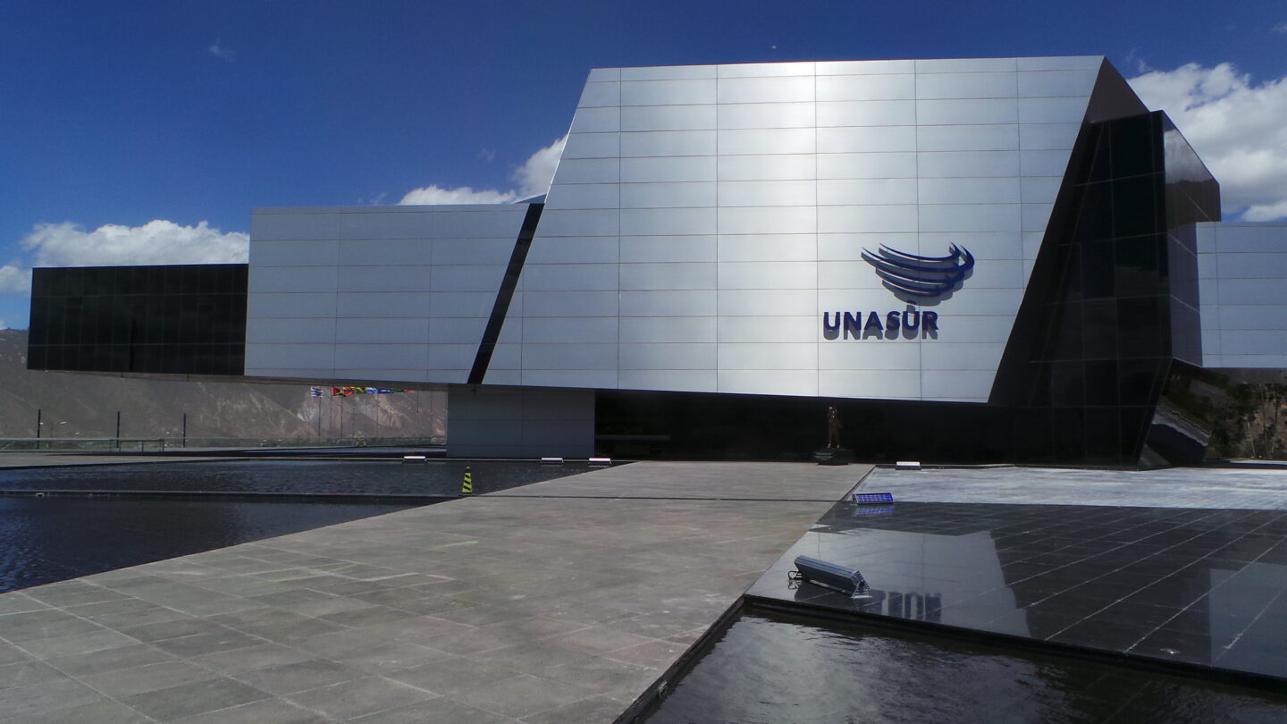 Moreno pedirá de vuelta edificio sede de la Unasur |