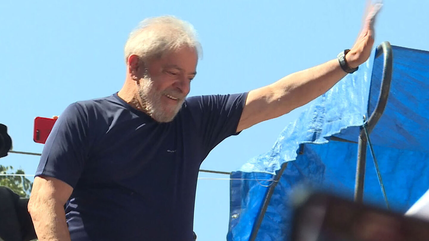 Un juez ordenó la liberación de Lula da Silva pero Sergio Moro se opuso y crece la incertidumbre en Brasil |