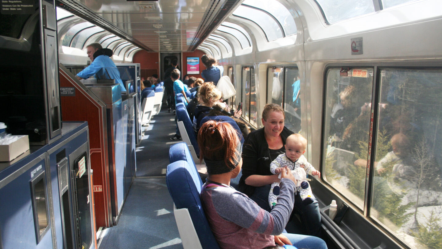 El espectacular trayecto de Los Ángeles a Seattle a bordo de un tren turístico |