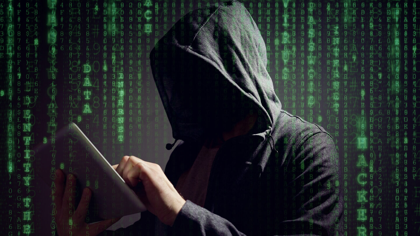 Derivado de esta filtración se ha extraído más de 1GB de información proveniente de sus bases operativas Microsoft detectó cinco páginas web falsas creadas por piratas rusos para penetrar instituciones estadounidenses | Atacan bases de datos del Gobierno Federal