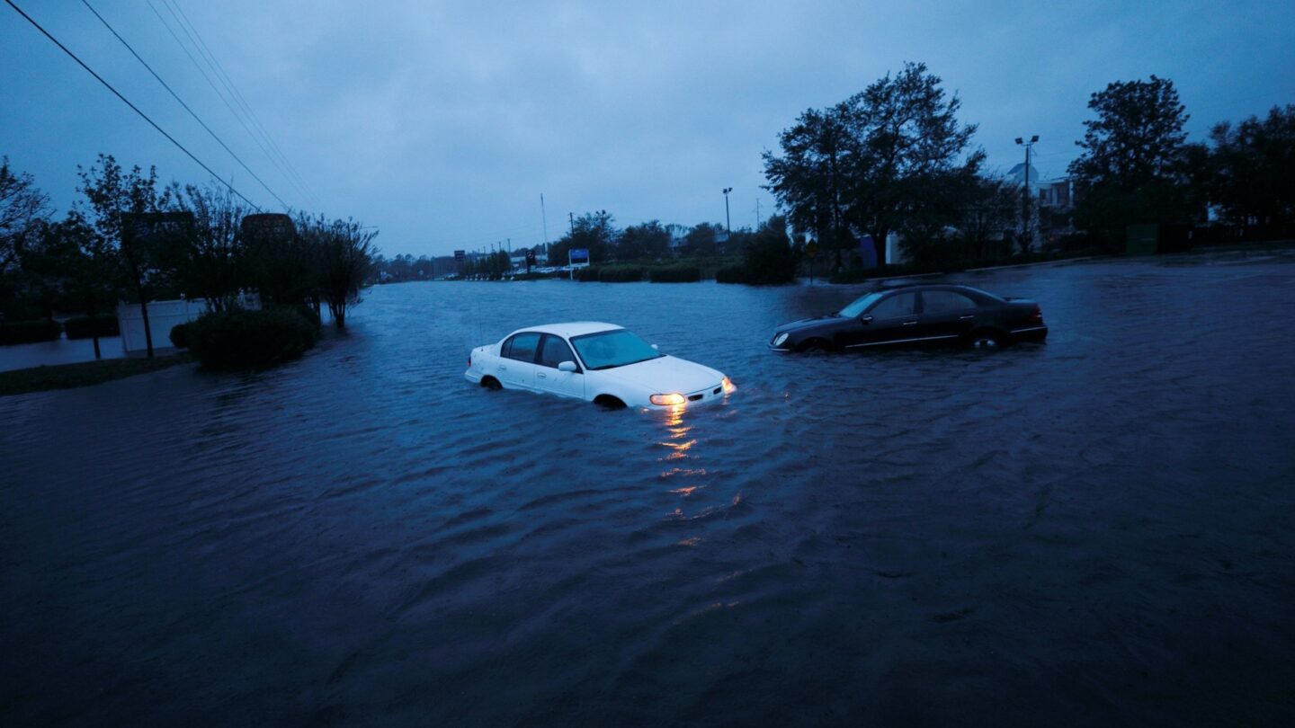 El huracán Florence se degradó a depresión tropical pero persiste el riesgo de inundaciones aumentaron a 15 los muertos |