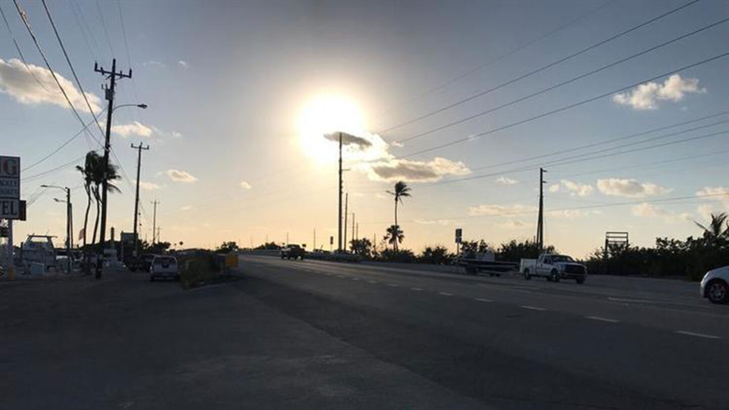 Dos muertos y 9 heridos en un accidente múltiple en la autopista en Florida |