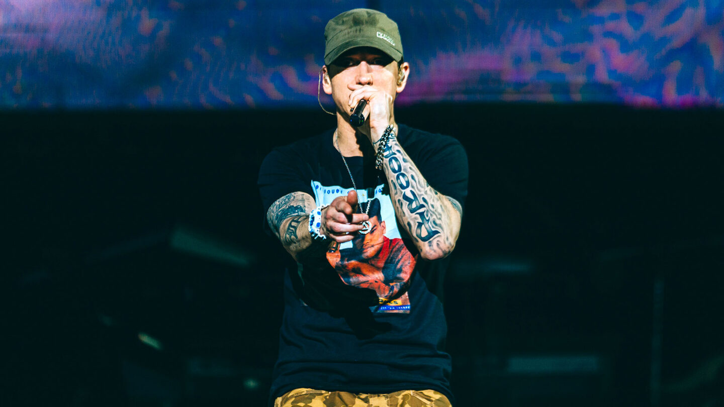 Eminem lanzó por sorpresa un nuevo disco |