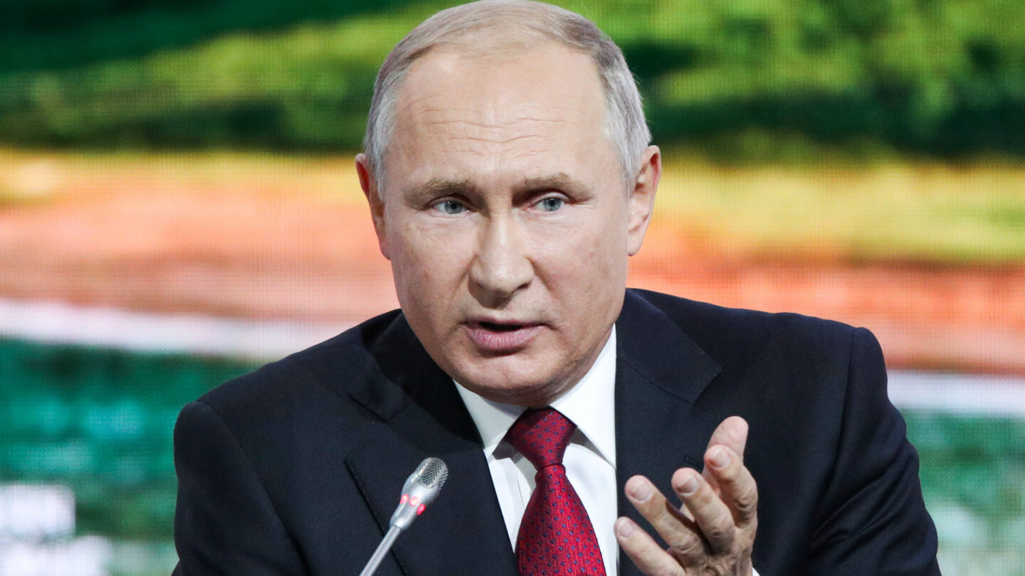Vladimir Putin dijo que Rusia identificó a los sospechosos del ataque con novichok No hay nada criminal sobre ellos |