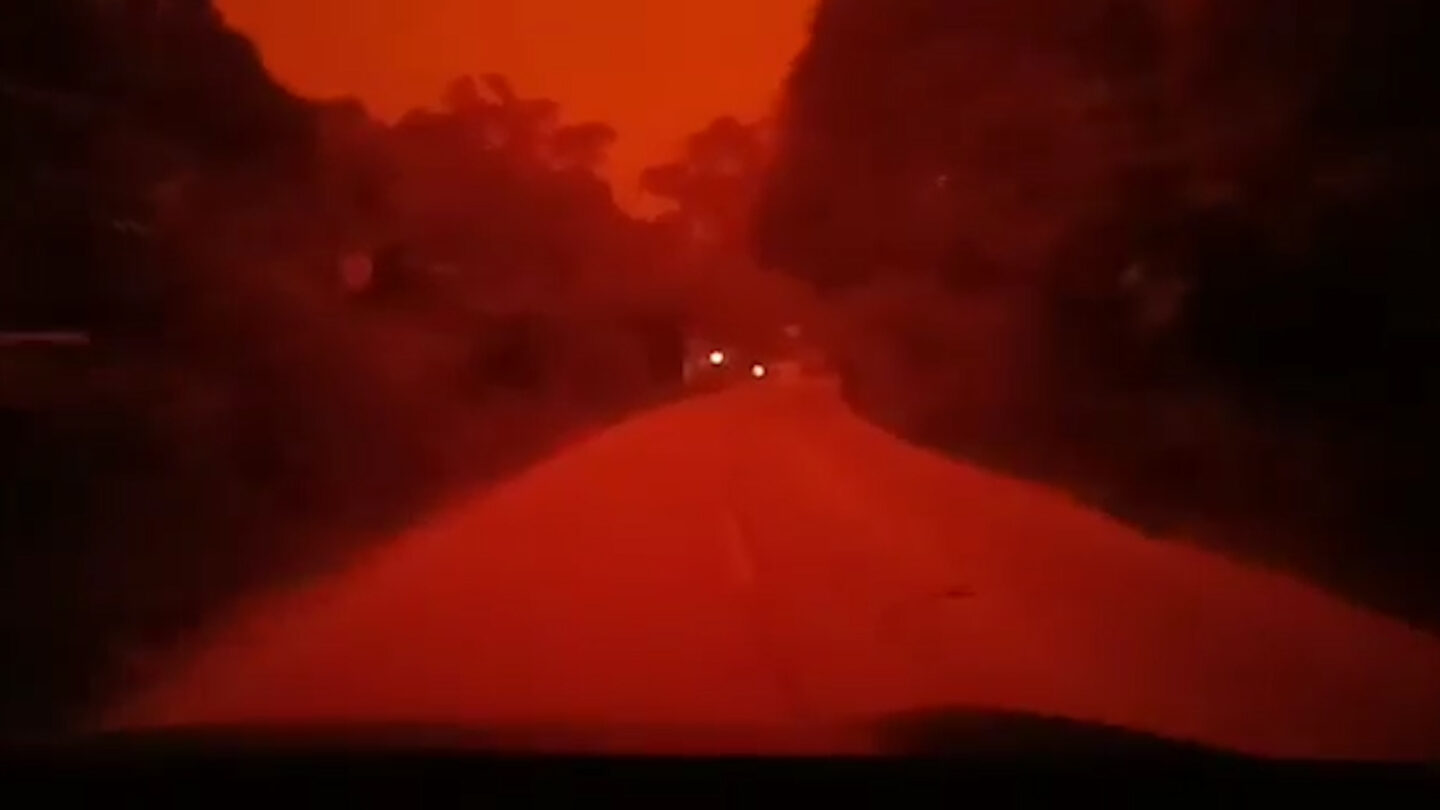 Cielo-rojo-en-Indonesia-1 | México Ahora