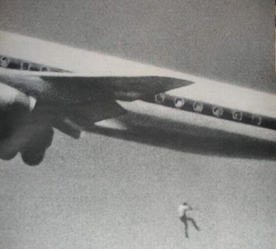 keith-sapsford-avion-caida | México Ahora