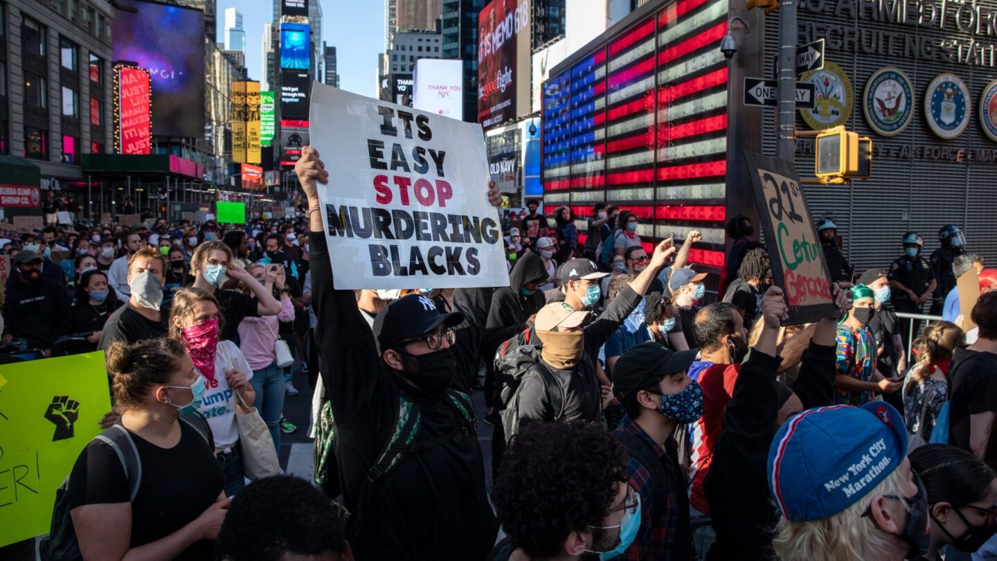 protestas_estados_unidos_policias-scaled-e1591039069717 | México Ahora Gobernadores