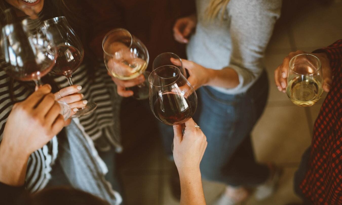Alcohol-y-cena-de-Navidad-de-empresa | México Ahora Salud