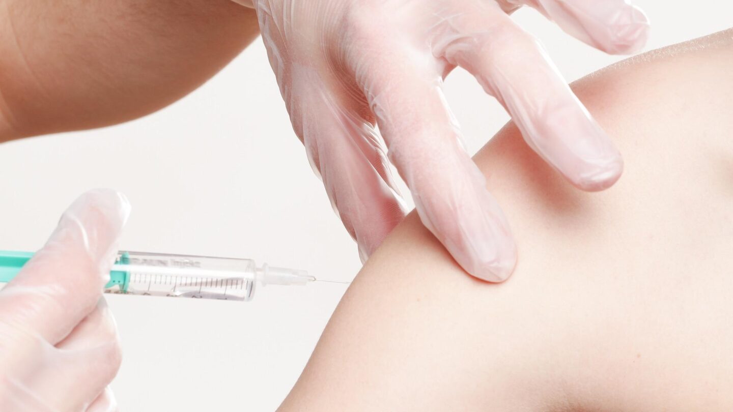 vaccination-2722937_1920 | México Ahora primera vacuna