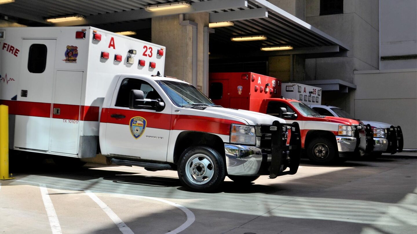 emergency-room-3323451_1920 | México Ahora servicios de salud