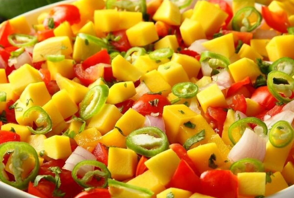 2d8fb272 39dc 405f 8a6c a1533a7ad6af crop1612475047027jpeg 1199923512 Ceviche de mango con jalapeños receta fácil y rápida |