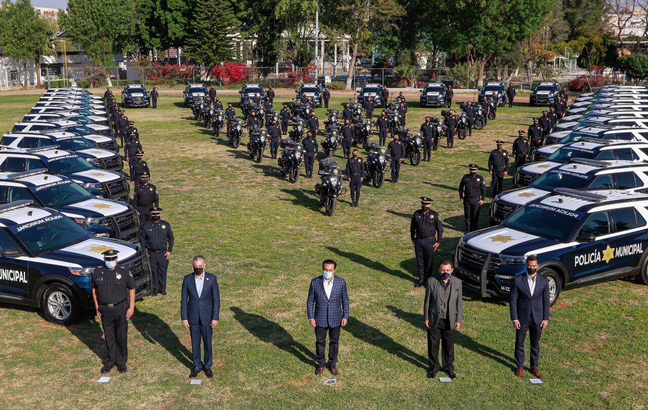 Patrullas 1 Entregan 57 nuevas unidades para la Policía Municipal de Querétaro |