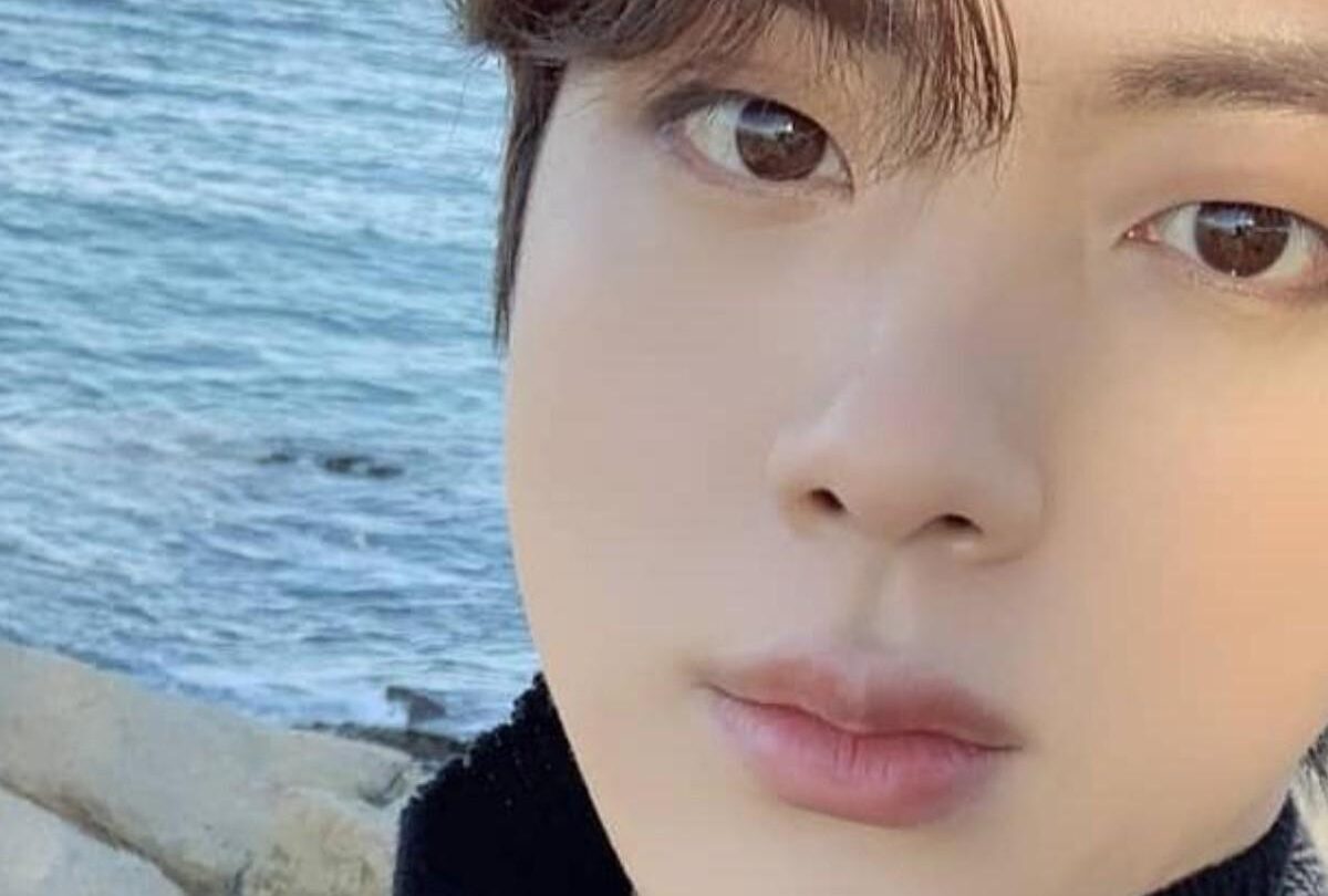 jin dios griego 1 crop1612477494647jpg 1199923512 Jin es nombrado como un Dios griego de la vida real |