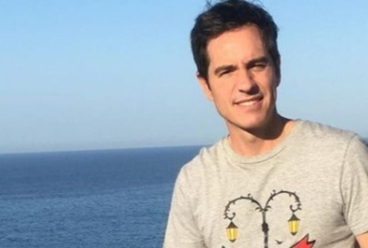 mauricio ochmann enloquece al perder a su hija en el aeropuertojpg 1199923512 Mauricio Ochmann enloquece al perder a su hija en el aeropuerto |