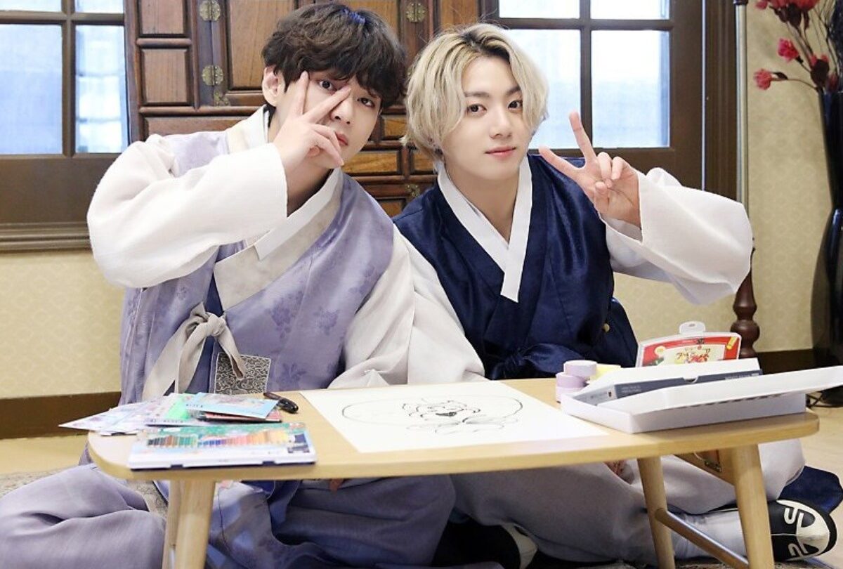 v y jungkook outfits 2jpg 1199923512 V y Jungkook 8 matching outfits para recrear con tu mejor amiga |