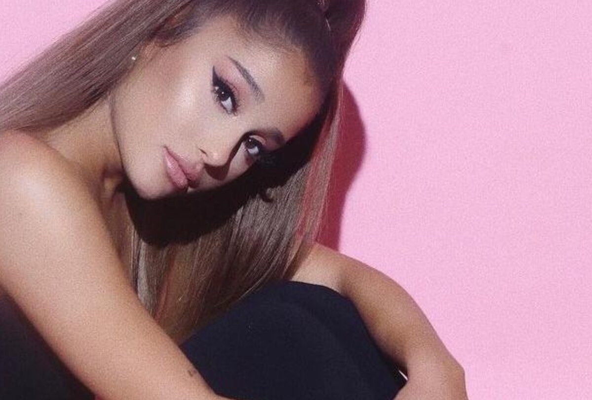 ariana grande playlist dia de la mujer cantantes femeninas 1 crop1614980571463jpg 1199923512 Ariana Grande reúne al talento femenino por el Día de la Mujer |