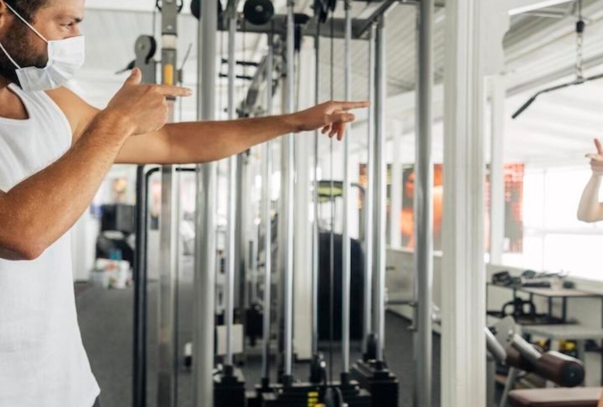 ejercicio en el gimnasio covid crop1614815068496jpg 1199923512 Cómo regresar al gimnasio tras el paro por la pandemia |