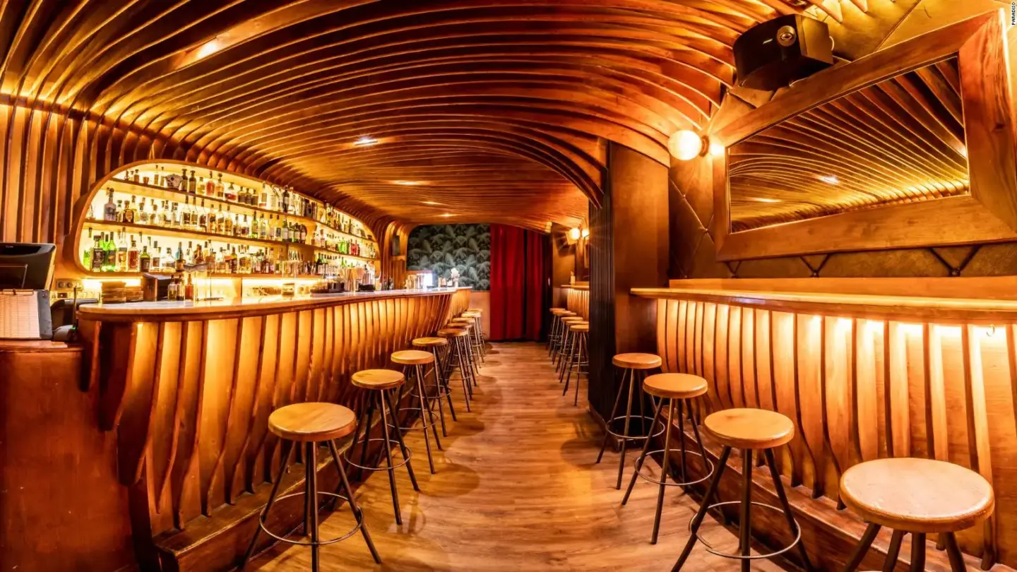 221004154233 01 world best bars 2022 full 169 La Asociación de Bares implementará medidas para controlar el ruido y mejorar la convivencia con los vecinos del Centro Histórico |