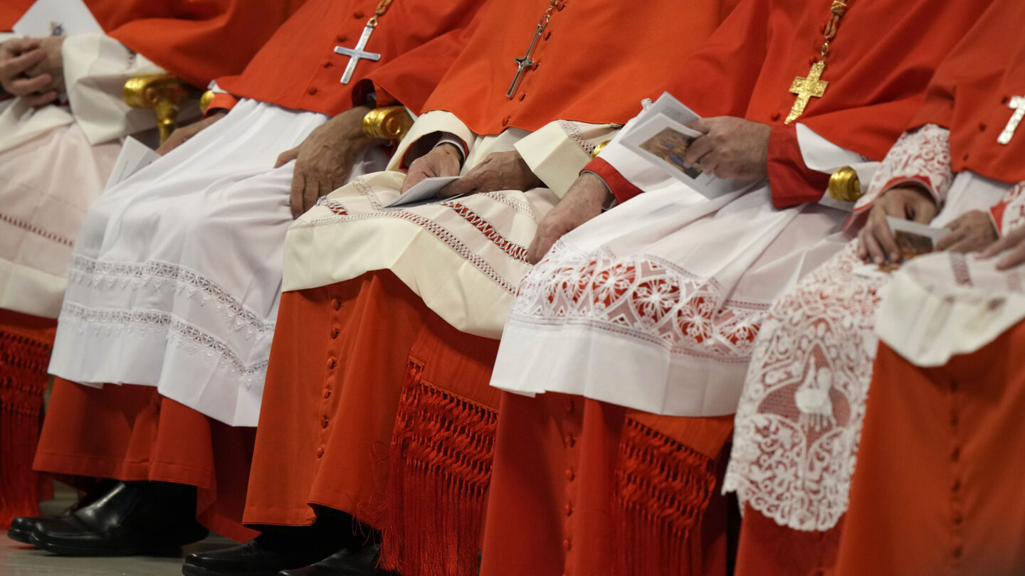 el papa francisco nombra a 21 nuevos cardenales incluyendo representantes de espana argentina colombia y venezuela El papa Francisco nombra a 21 nuevos cardenales incluyendo representantes de España Argentina Colombia y Venezuela |