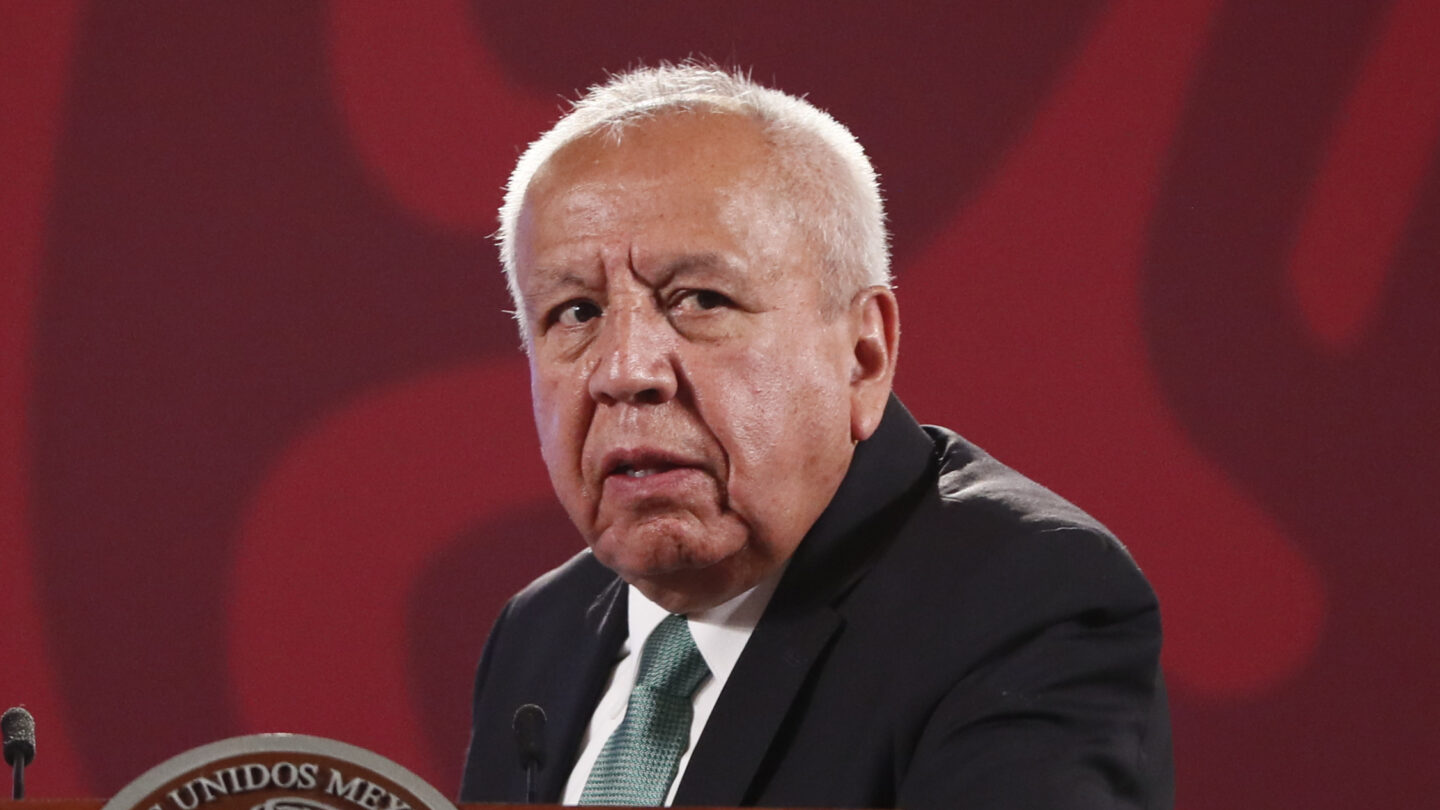 tribunal federal desecha amparo de francisco garduno contra investigacion de la cndh por incendio en estacion migratoria Tribunal federal desecha amparo de Francisco Garduño contra investigación de la CNDH por incendio en estación migratoria |