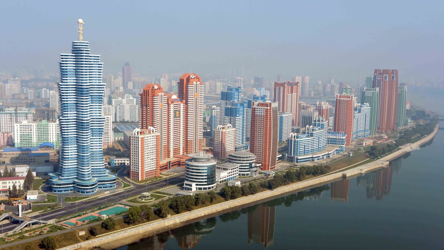 corea del norte concede amnistia a presos Corea del Norte concede amnistía a presos |