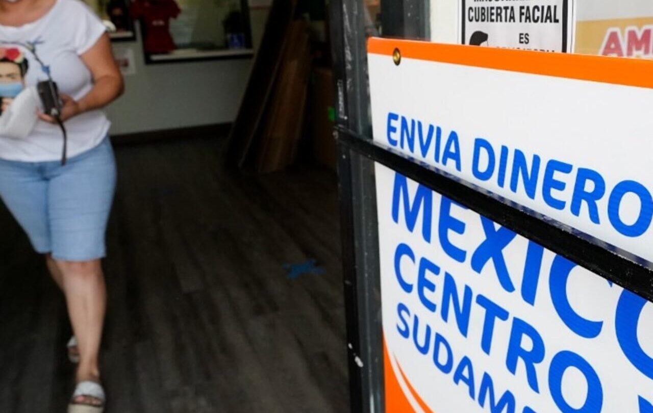 el impacto de los migrantes en el record de remesas de mexico El impacto de los migrantes en el récord de remesas de México |