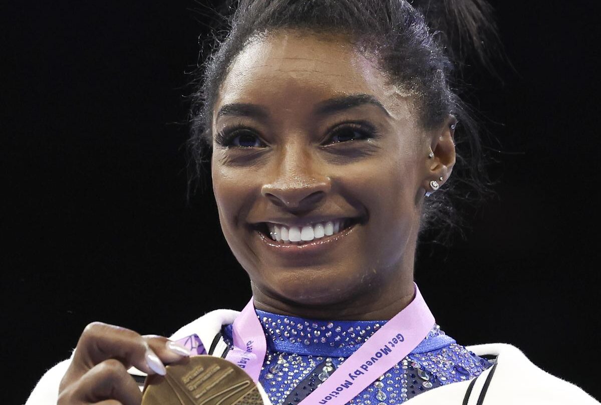 el regreso triunfal de simone biles dos nuevos titulos en su brillante carrera El regreso triunfal de Simone Biles Dos nuevos títulos en su brillante carrera |