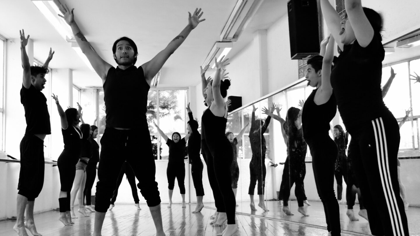 explorando la conexion entre el teatro de calle y la neurociencia taller en zacatecas Explorando la conexión entre el teatro de calle y la neurociencia taller en Zacatecas |