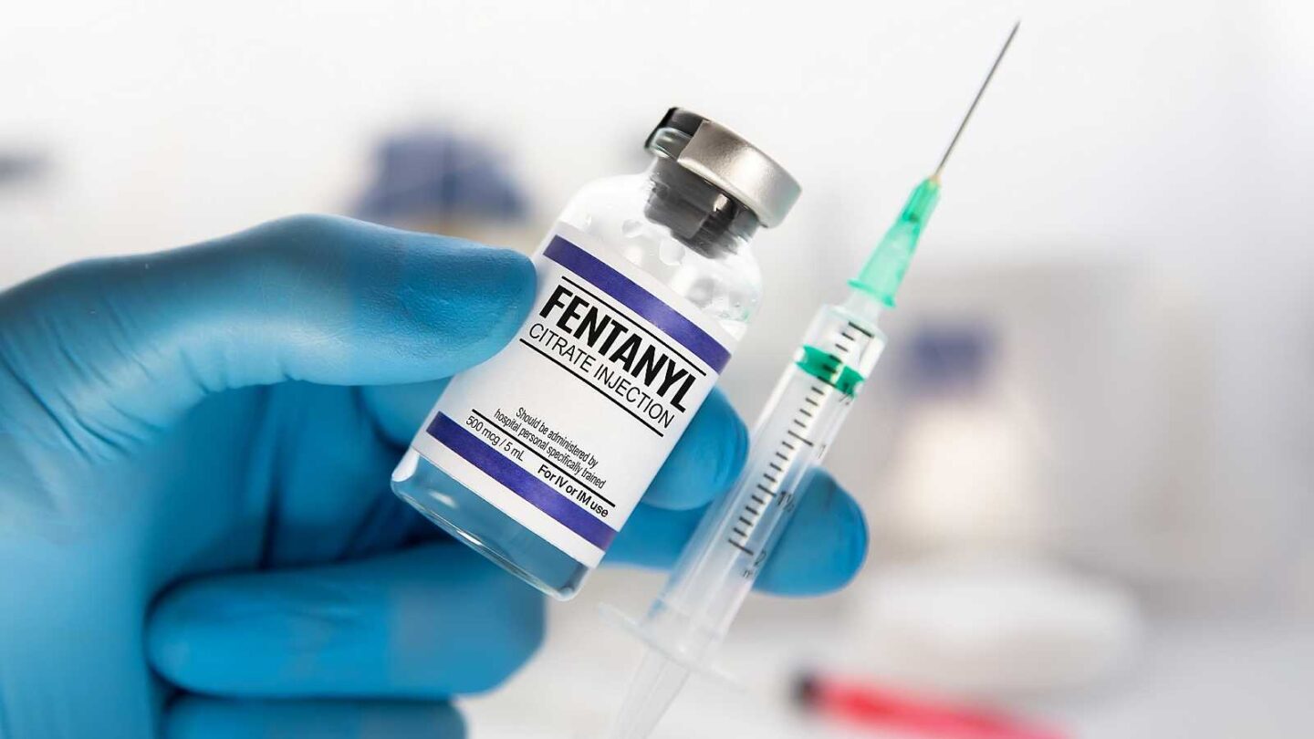 la cadena global de suministro de fentanilo estados unidos acusa a empresas chinas de facilitar su produccion y distribucion La cadena global de suministro de fentanilo Estados Unidos acusa a empresas chinas de facilitar su producción y distribución |