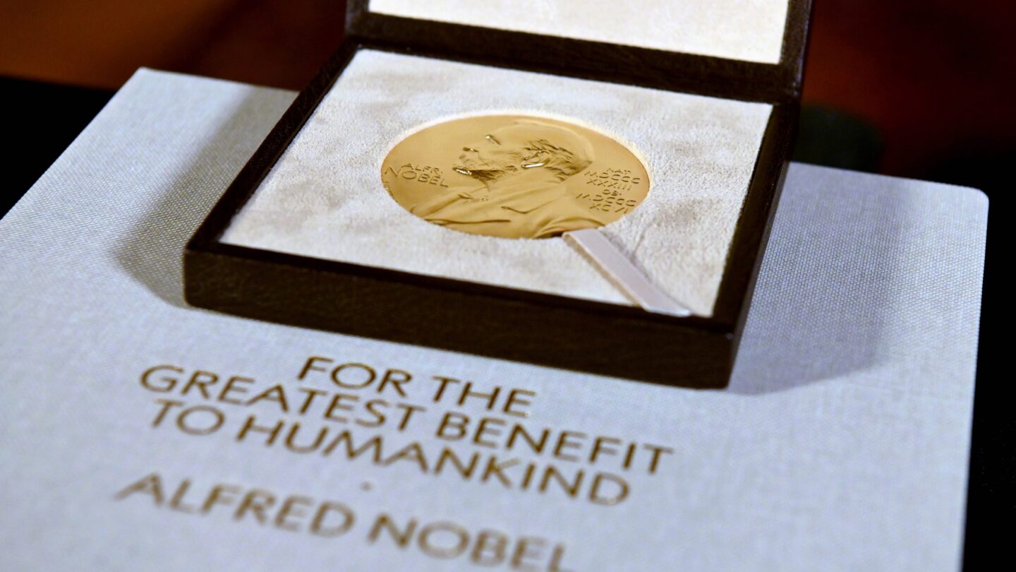 la semana nobel celebrando el talento latinoamericano en el campo de la quimica La semana Nobel Celebrando el talento latinoamericano en el campo de la Química |