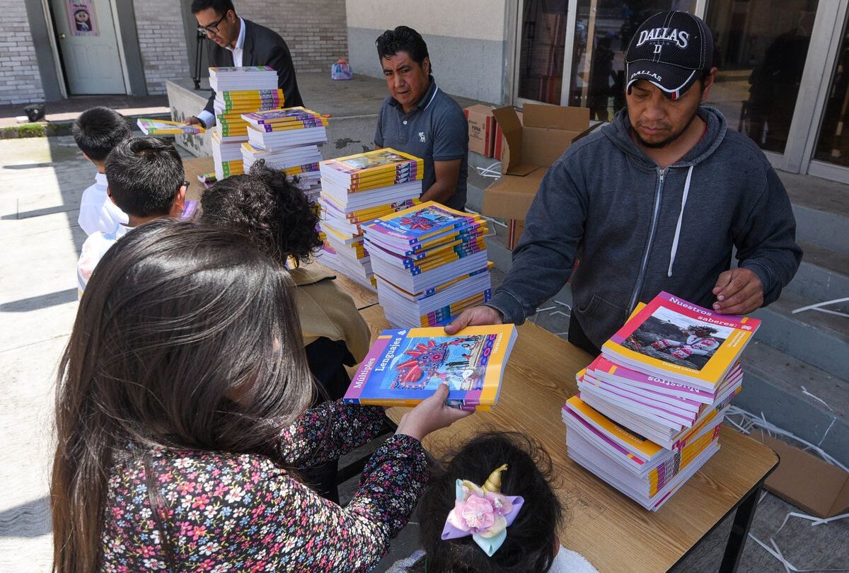 la suprema corte respalda distribucion de libros de texto en chihuahua amlo La Suprema Corte respalda distribución de libros de texto en Chihuahua AMLO |