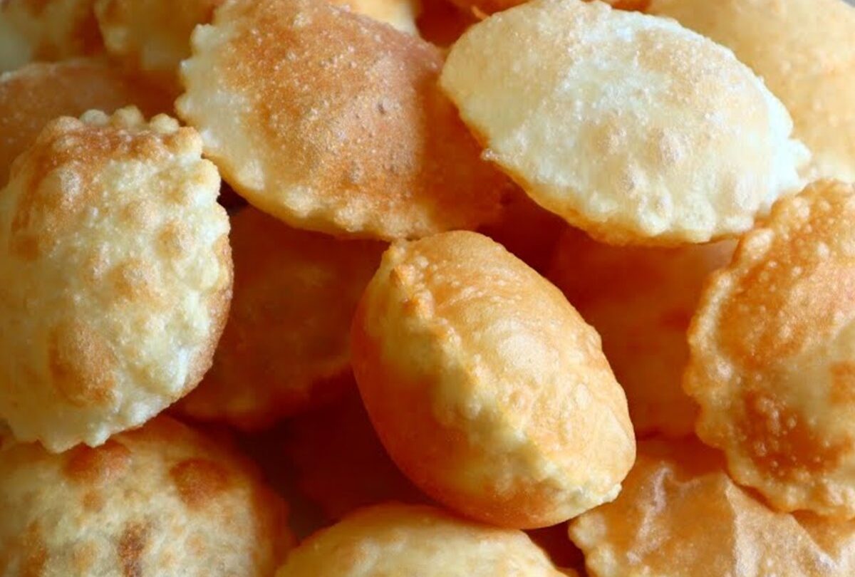 2 recetas que puedes hacer con una masa de dos ingredientes 2 recetas que puedes hacer con una masa de dos ingredientes |