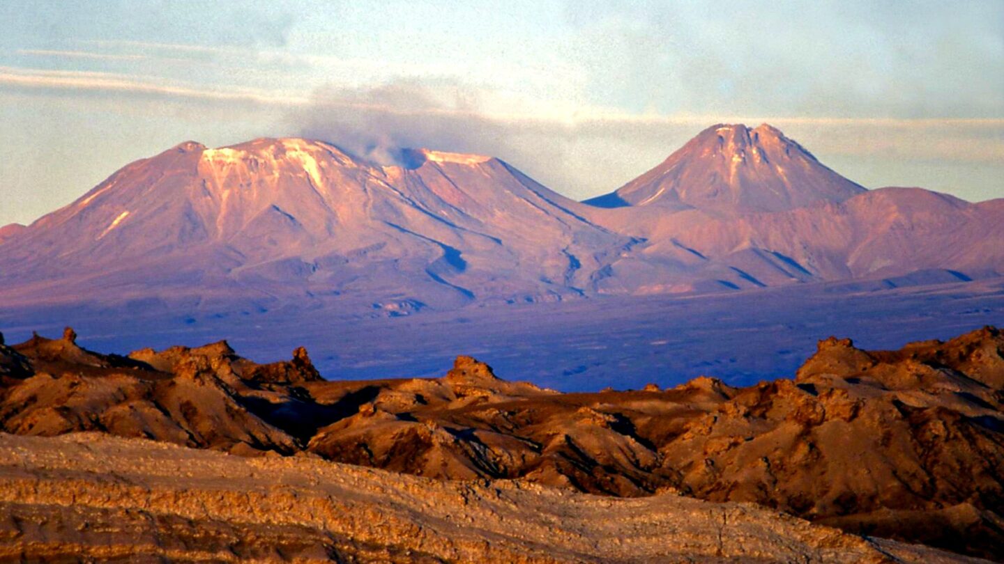 antofagasta sernageomin detecta enjambre sismico en las inmediaciones del volcan lascar Antofagasta Sernageomin detecta enjambre sísmico en las inmediaciones del Volcán Láscar |