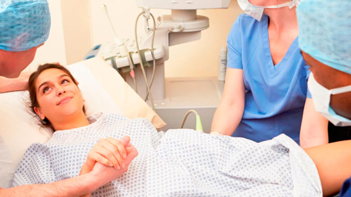 cesarea o parto vaginal el dilema de una madre a punto de dar a luz Cesárea o parto vaginal el dilema de una madre a punto de dar a luz |
