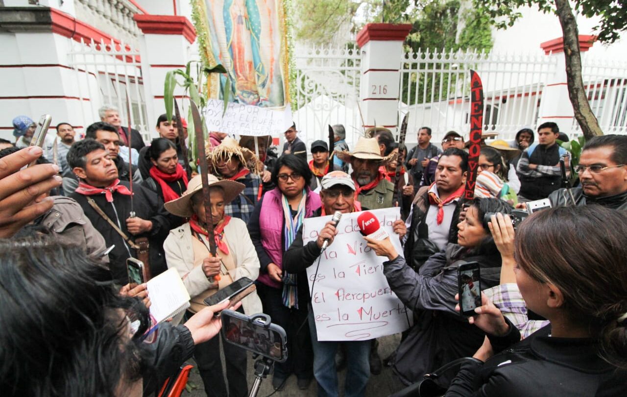 marchan pobladores de atenco a casa de transicion en la roma Marchan pobladores de Atenco a casa de transición en la Roma |