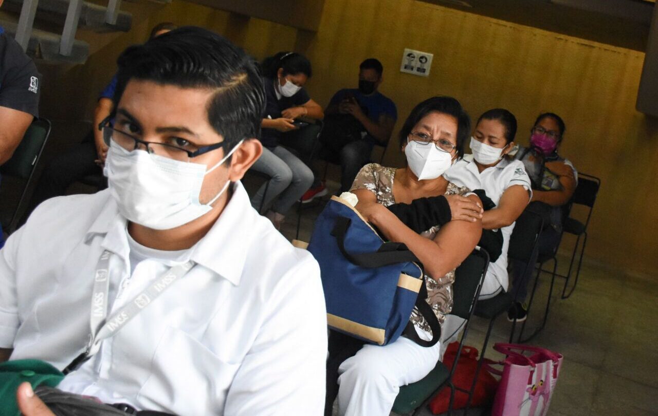 reporta imss 713 quejas recibidas por presuntas irregularidades en aplicacion de vacuna contra covid Reporta IMSS 713 quejas recibidas por presuntas irregularidades en aplicación de vacuna contra Covid |