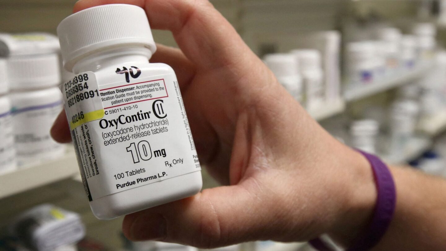 ya no pudo comprar medicamento perdio la vida al llegar a una farmacia de la lopez portillo Ya no pudo comprar medicamento perdió la vida al llegar a una farmacia de la López Portillo |