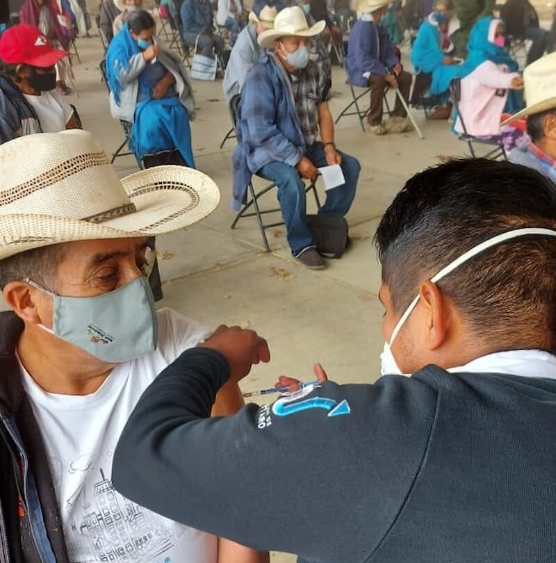 adultos mayores de san joaquin reciben vacuna contra covid 19 Adultos mayores de San Joaquín reciben vacuna contra COVID 19 |