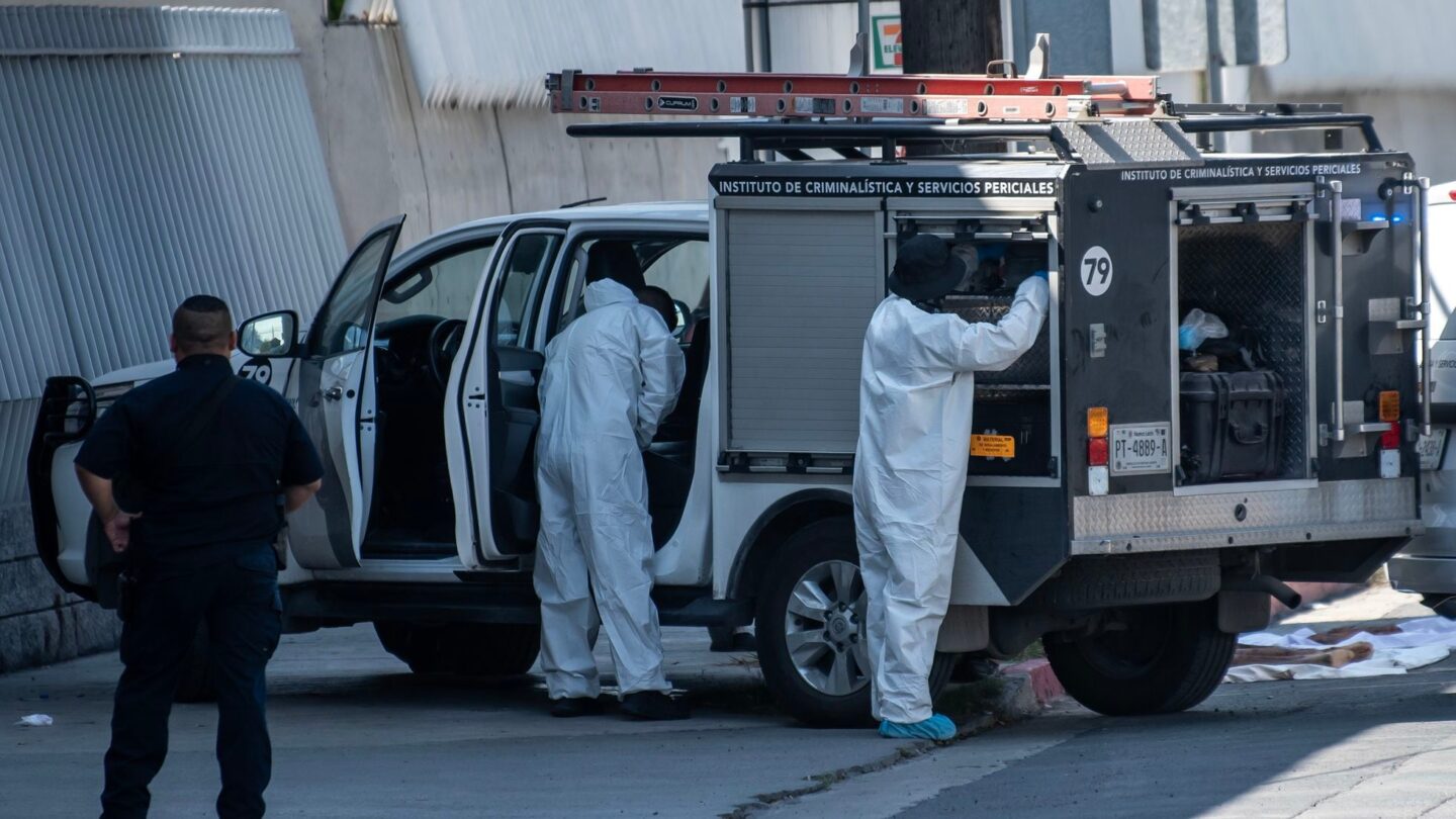 aumenta la violencia en monterrey hallan 12 cuerpos arrojados por el crimen organizado en las calles Aumenta la violencia en Monterrey hallan 12 cuerpos arrojados por el crimen organizado en las calles |