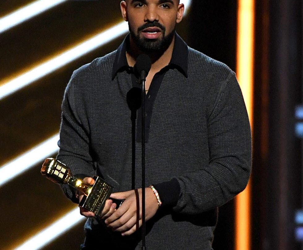drake-es-el-cantante-con-mejores-ventas-de-la-decada-segun-billboard | México Ahora